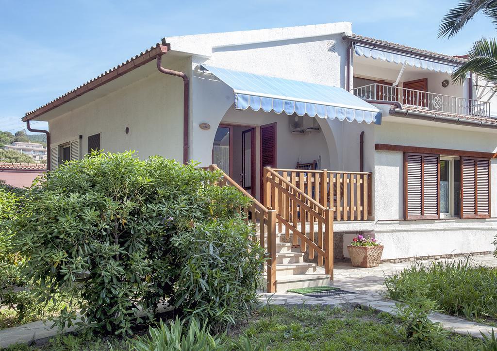 Appartement Il Giardino Di Sabbia à Lacona Extérieur photo